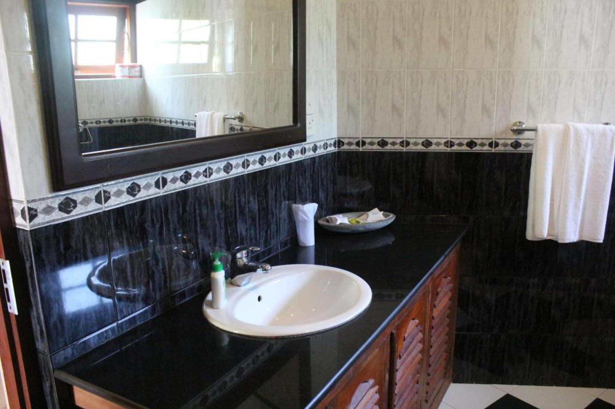 Hotel Bentota Village Εξωτερικό φωτογραφία