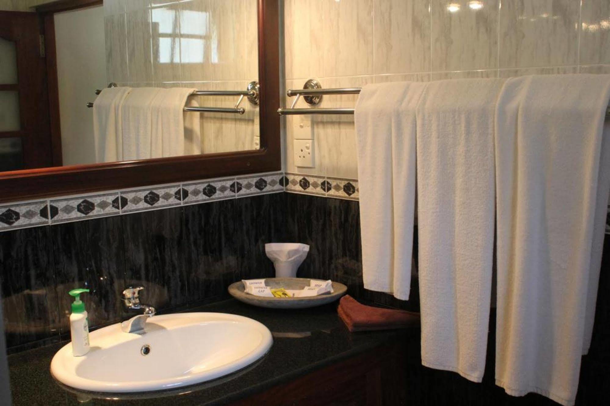 Hotel Bentota Village Εξωτερικό φωτογραφία